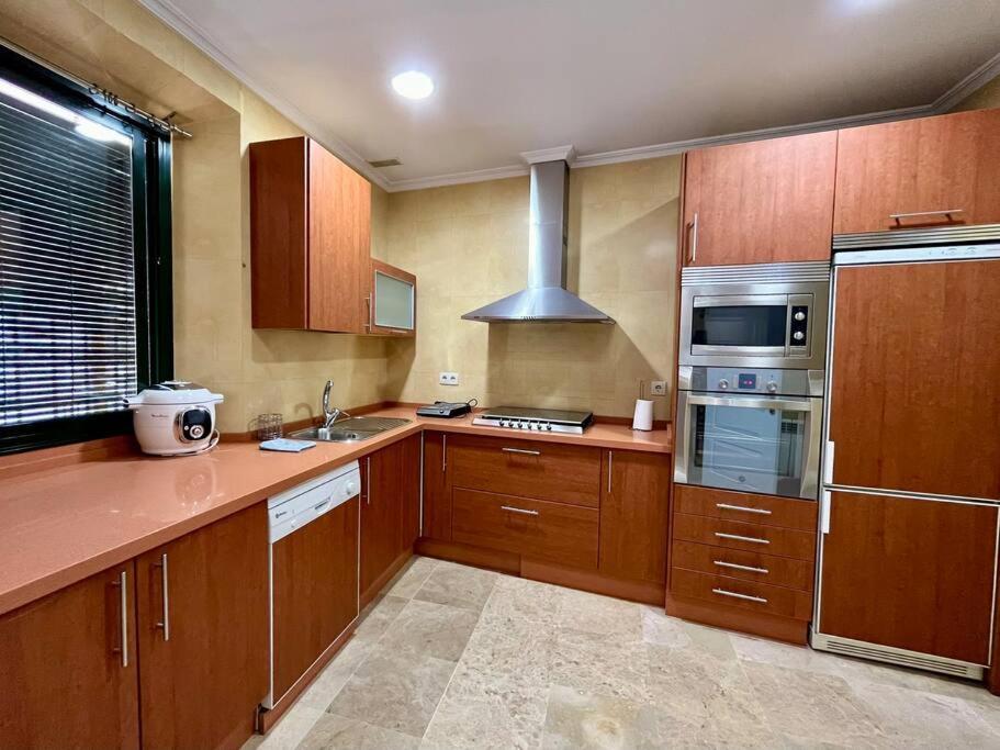 Apartamento Suite Alameda De Hercules เซบีญา ภายนอก รูปภาพ