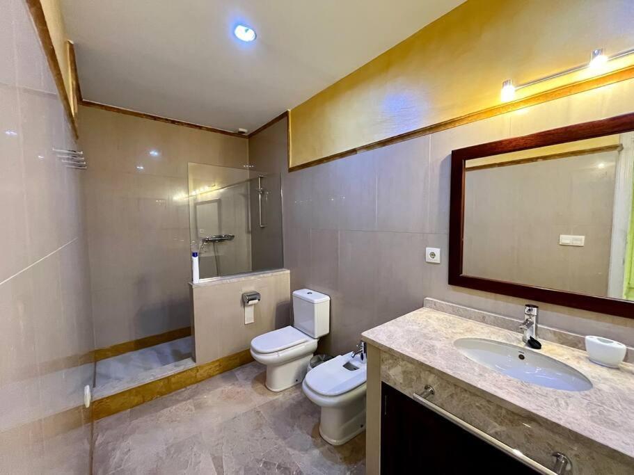Apartamento Suite Alameda De Hercules เซบีญา ภายนอก รูปภาพ