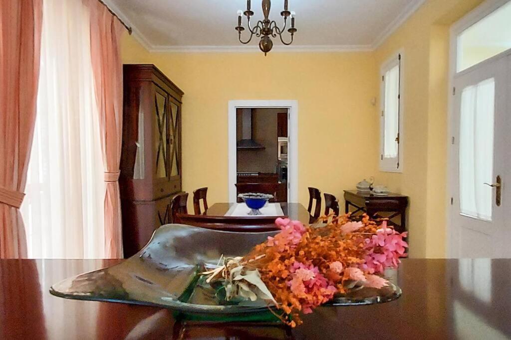 Apartamento Suite Alameda De Hercules เซบีญา ภายนอก รูปภาพ